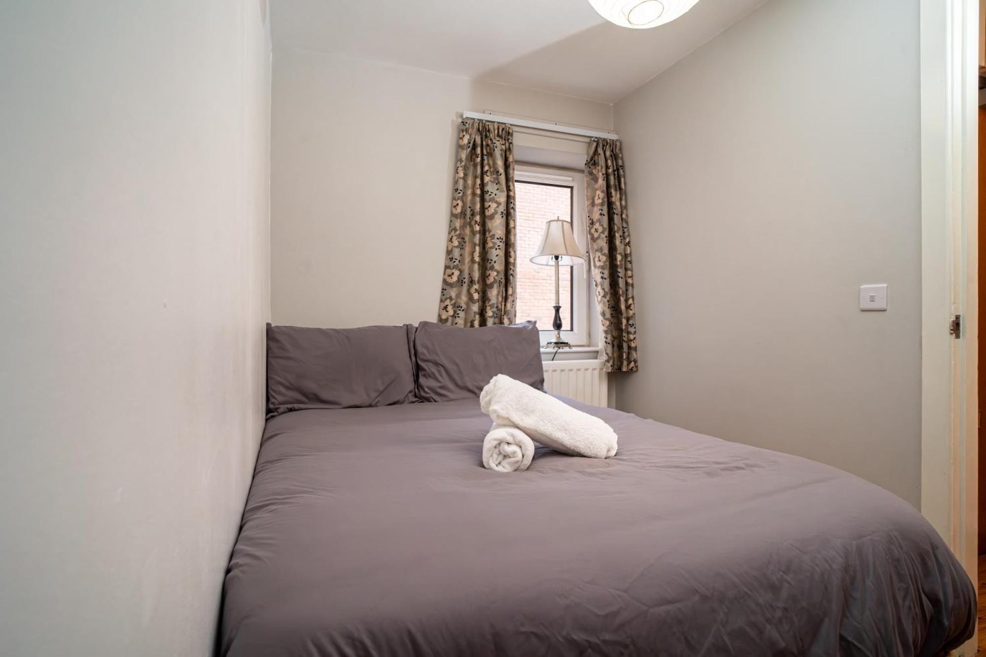3 Bedroom Central Apartment In Belfast City Centre ภายนอก รูปภาพ