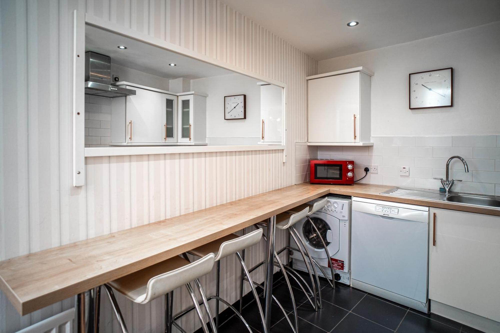 3 Bedroom Central Apartment In Belfast City Centre ภายนอก รูปภาพ