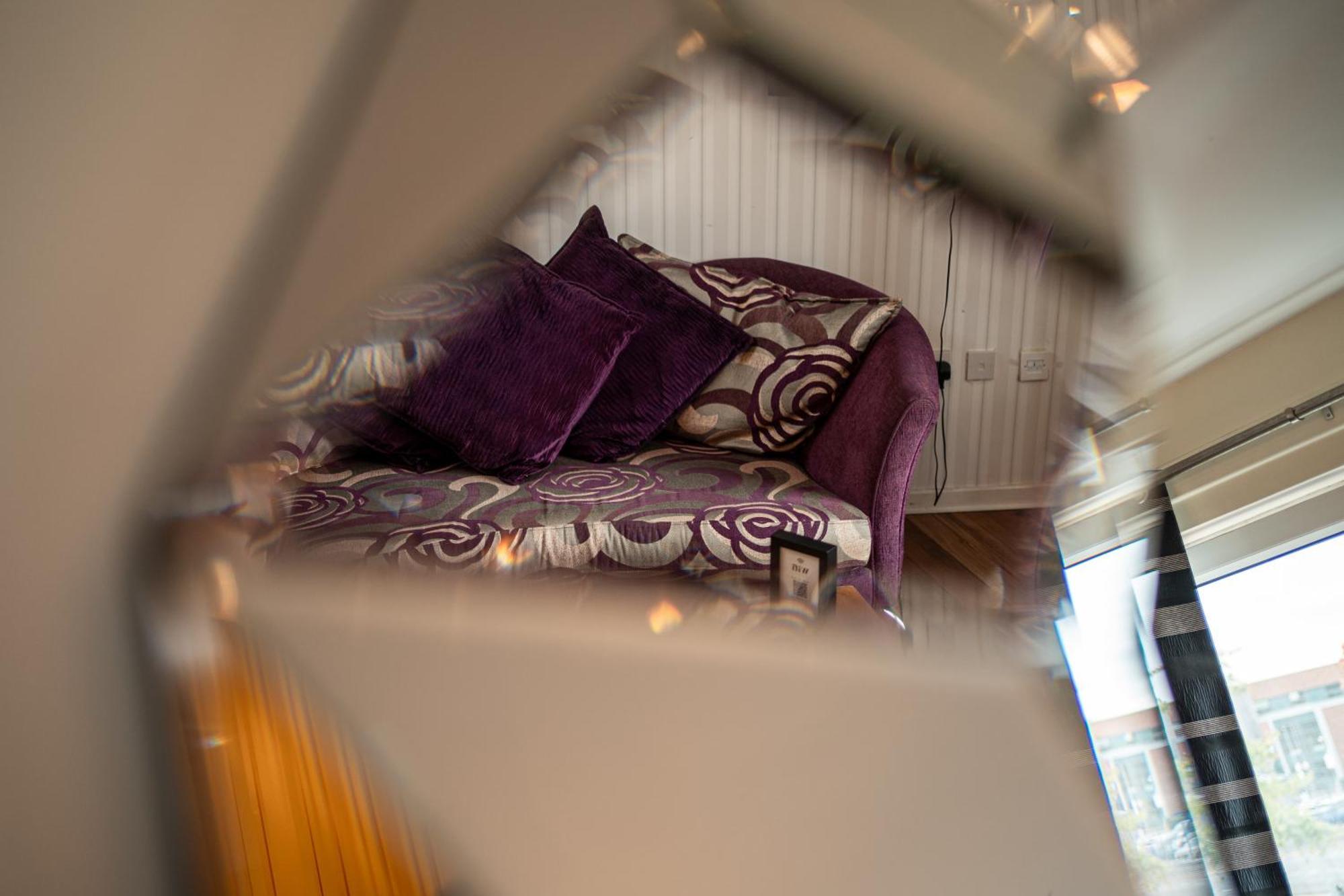 3 Bedroom Central Apartment In Belfast City Centre ภายนอก รูปภาพ